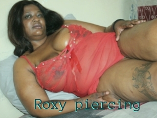 Roxy_piercing